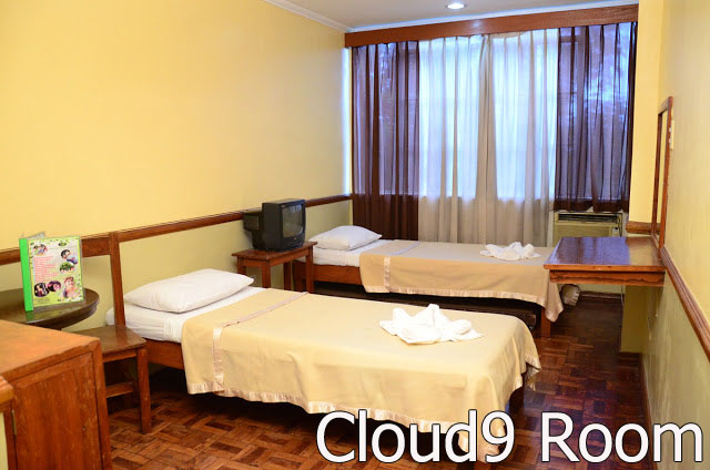 cloud9room2